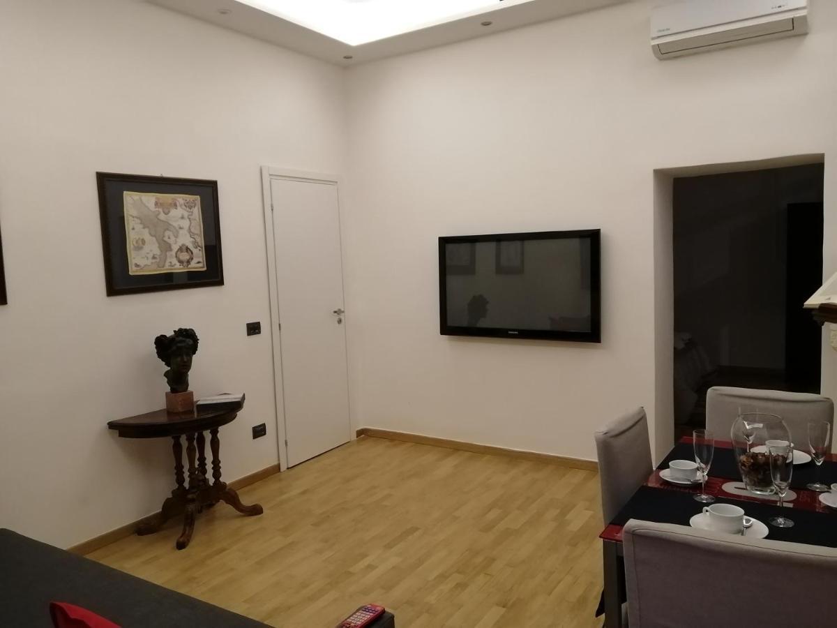La Dimora Dei Borbone Apartment Napoli Ngoại thất bức ảnh