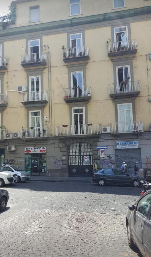 La Dimora Dei Borbone Apartment Napoli Ngoại thất bức ảnh